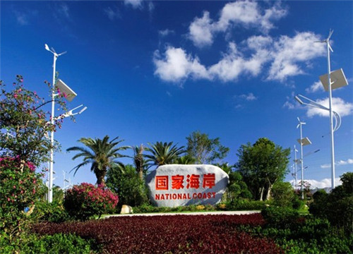 《90%人不知道创业城旋转小火锅店的秘密武器》